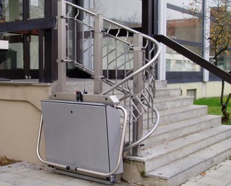 T80 løfteplattform, løfteplattform, rullestolheis, handikapheis, heis skole T80 løfteplattform, løfteplattform, rullestolheis, handikapheis, heis skole