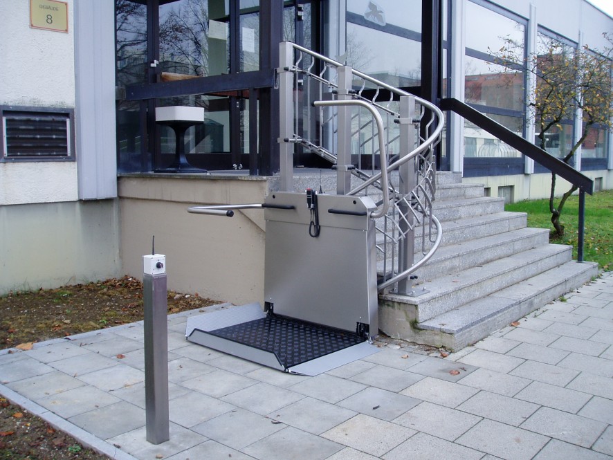 T80 løfteplattform, løfteplattform, rullestolheis, handikapheis, heis skole T80 løfteplattform, løfteplattform, rullestolheis, handikapheis, heis skole